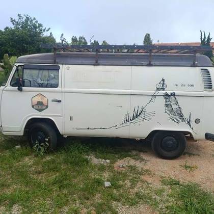 VOLKSWAGEN KOMBI 1.4 MI FURGÃO 8V FLEX 3P MANUAL